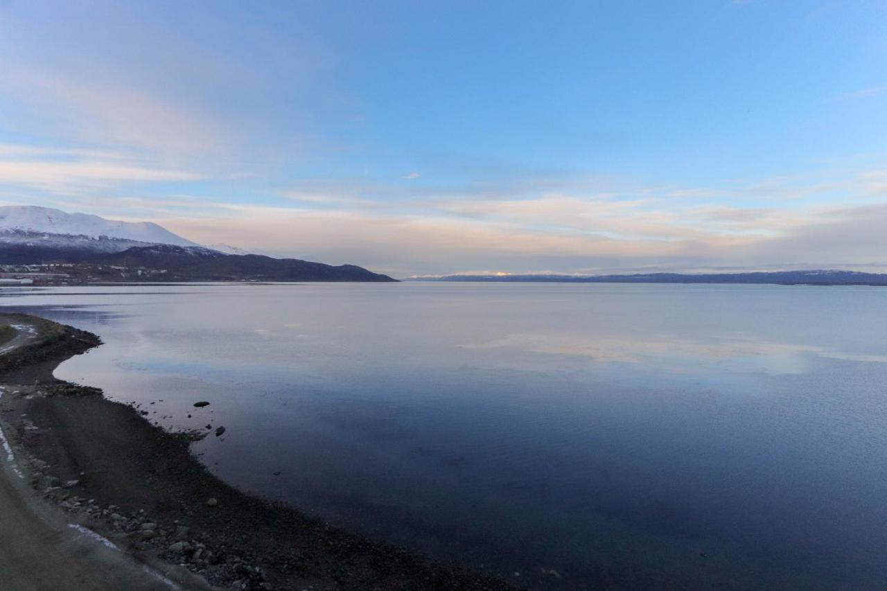 Appartamento De La Costa Departamentos Ushuaia Esterno foto